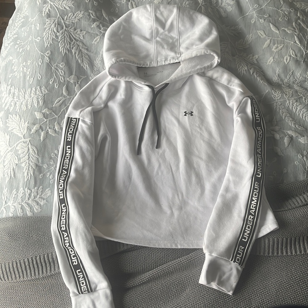White and black Under Armour hoodie